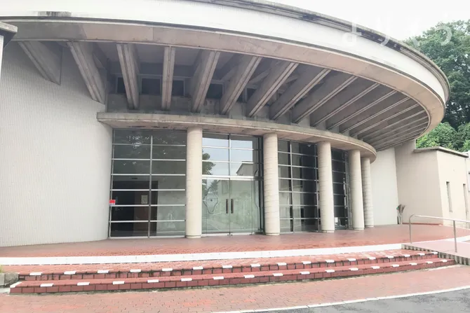 市川市斎場