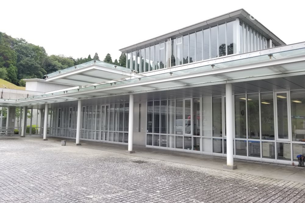 山桑メモリアルホール